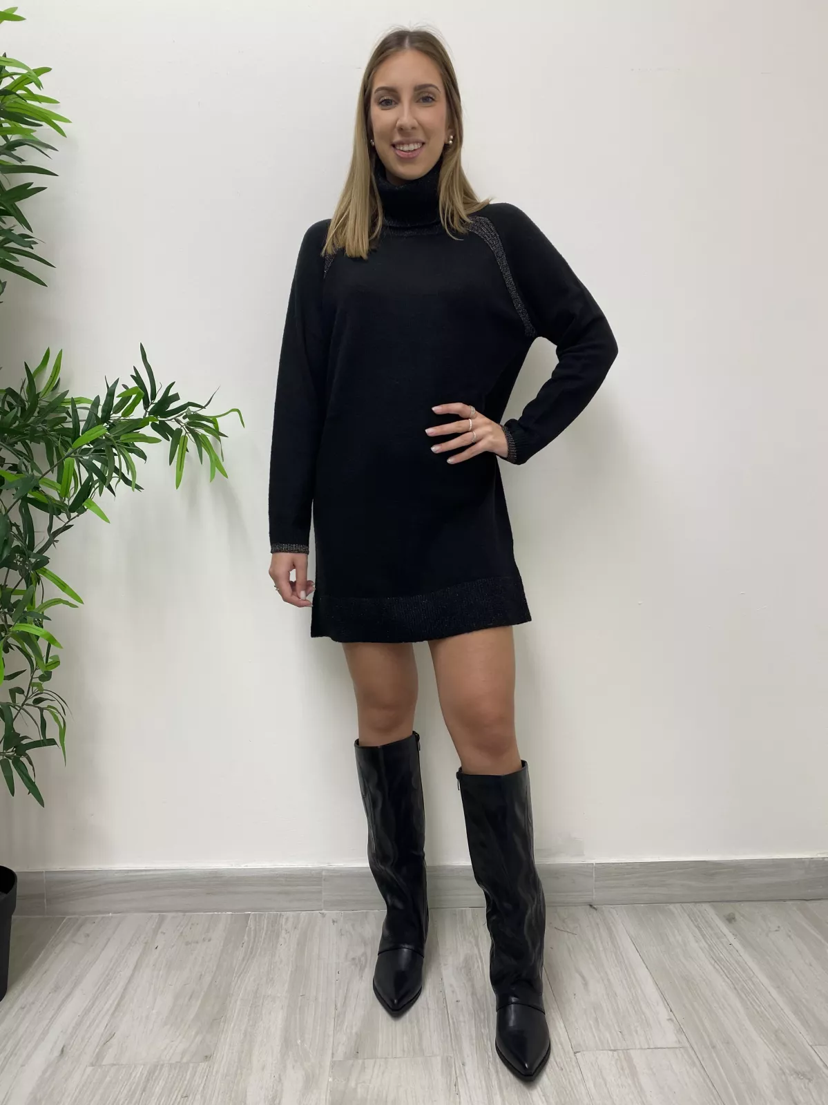 Abito con Bordi Lurex Markup 1