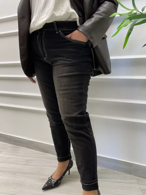 Jeans Con Cuciture Susy Star 2