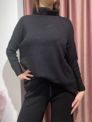 COMPLETO IN MAGLIA NERO SUSY MIX - immagine 4